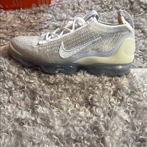 Nike Air VaporMax Flyknit Sneakers